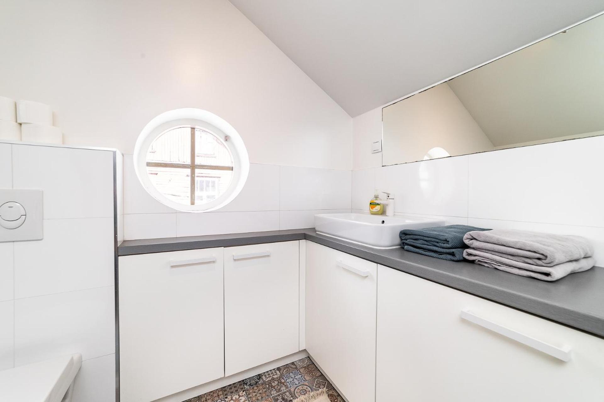 Apartment For Four With Free Parking Tallin Exterior foto